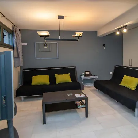Cozy Apartment- ιδιωτικό Parking * Nafplio