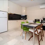 Cozy Apartment- ιδιωτικό Parking Нафплион