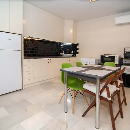 Cozy Apartment- ιδιωτικό Parking נאפפליו