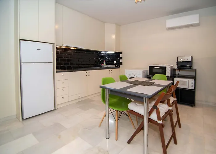 Cozy Apartment- ιδιωτικό Parking דירה *