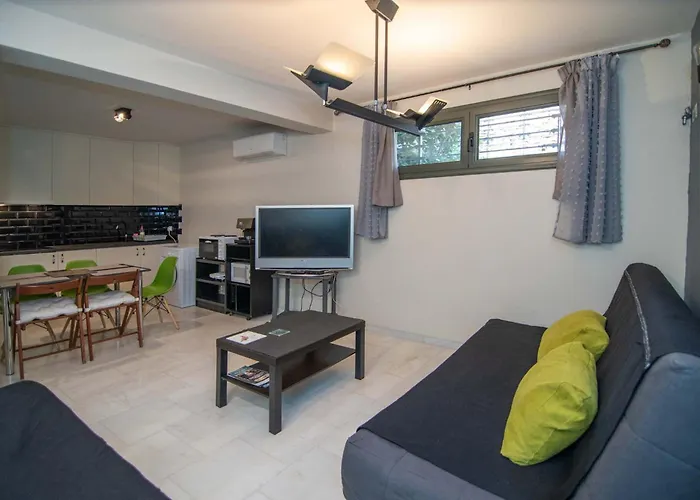 דירה Cozy Apartment- ιδιωτικό Parking